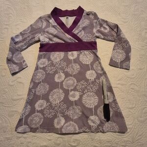 Tea Collection girls size 4 purple and white long sleeve dress mark on side